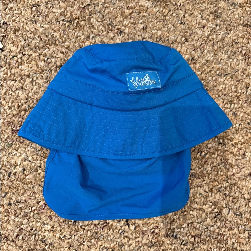 UV Skinz - NWT - Blue Sun Protection Hat with neck flap for Kids